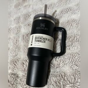 NWT 40 oz Stanley Tumbler
